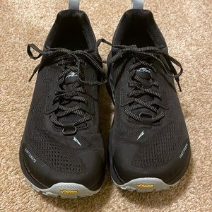 Altra Olympus 4 Hiking/run Shoe